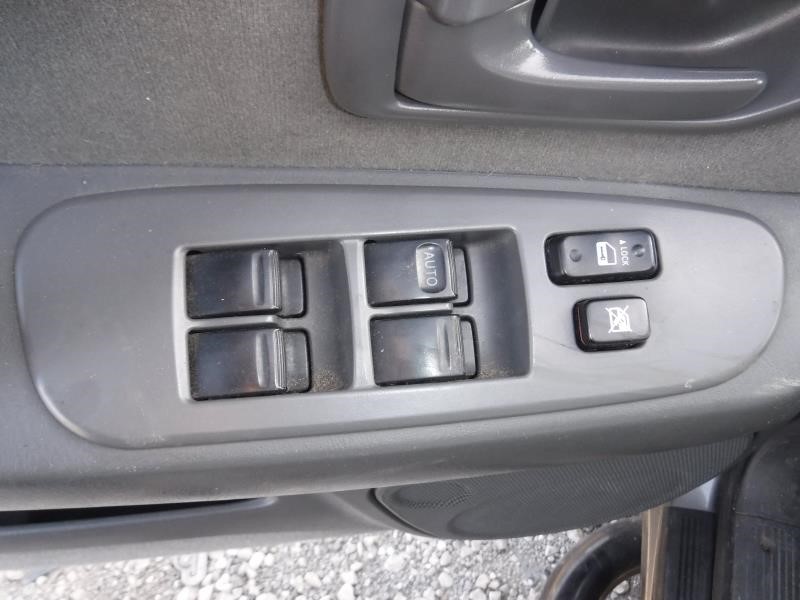 https://f005.backblazeb2.com/file/img-partshotlines-com/Inventory/EX863/Vehicle/17493_10.jpg
