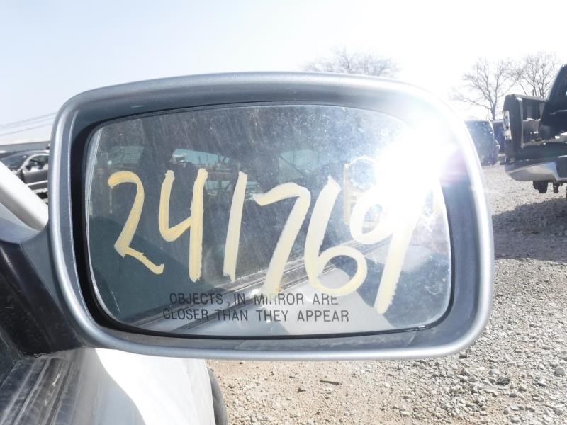 https://f005.backblazeb2.com/file/img-partshotlines-com/Inventory/EX863/Vehicle/17504_09.jpg