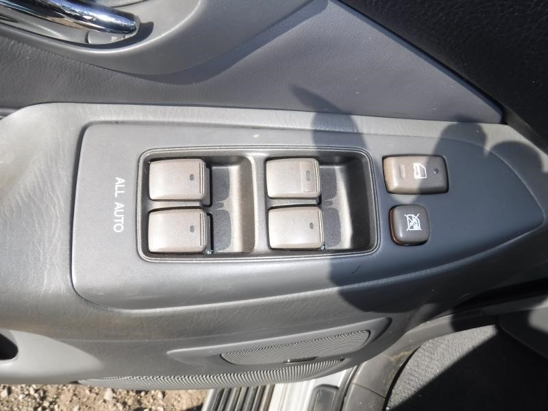 https://f005.backblazeb2.com/file/img-partshotlines-com/Inventory/EX863/Vehicle/17581_09.jpg