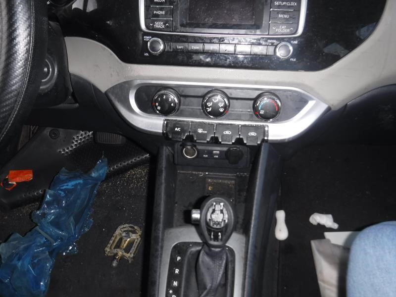https://f005.backblazeb2.com/file/img-partshotlines-com/Inventory/EX863/Vehicle/17596_12.jpg