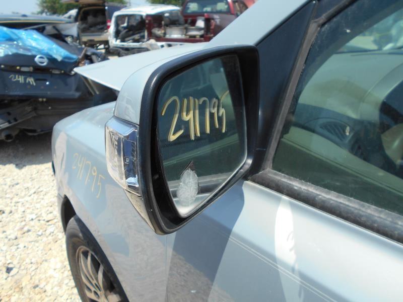 https://f005.backblazeb2.com/file/img-partshotlines-com/Inventory/EX863/Vehicle/17724_08.jpg