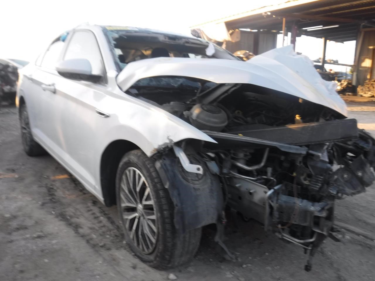 https://f005.backblazeb2.com/file/img-partshotlines-com/Inventory/EX863/Vehicle/17991_03.jpg