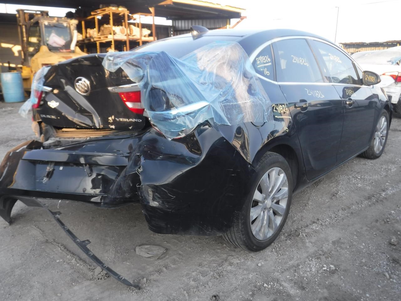 https://f005.backblazeb2.com/file/img-partshotlines-com/Inventory/EX863/Vehicle/18013_05.jpg