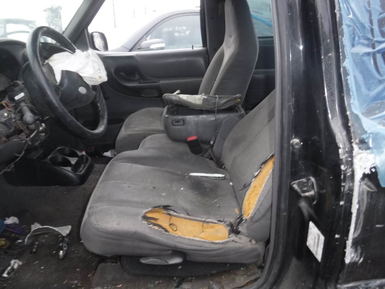 https://f005.backblazeb2.com/file/img-partshotlines-com/Inventory/EX863/Vehicle/18166_05.jpg