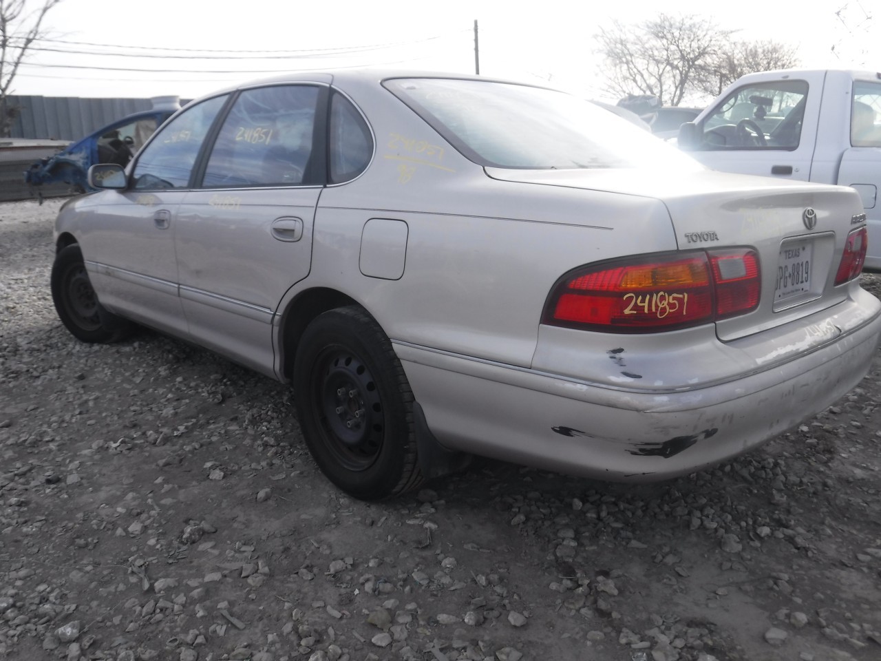https://f005.backblazeb2.com/file/img-partshotlines-com/Inventory/EX863/Vehicle/18252_06.jpg