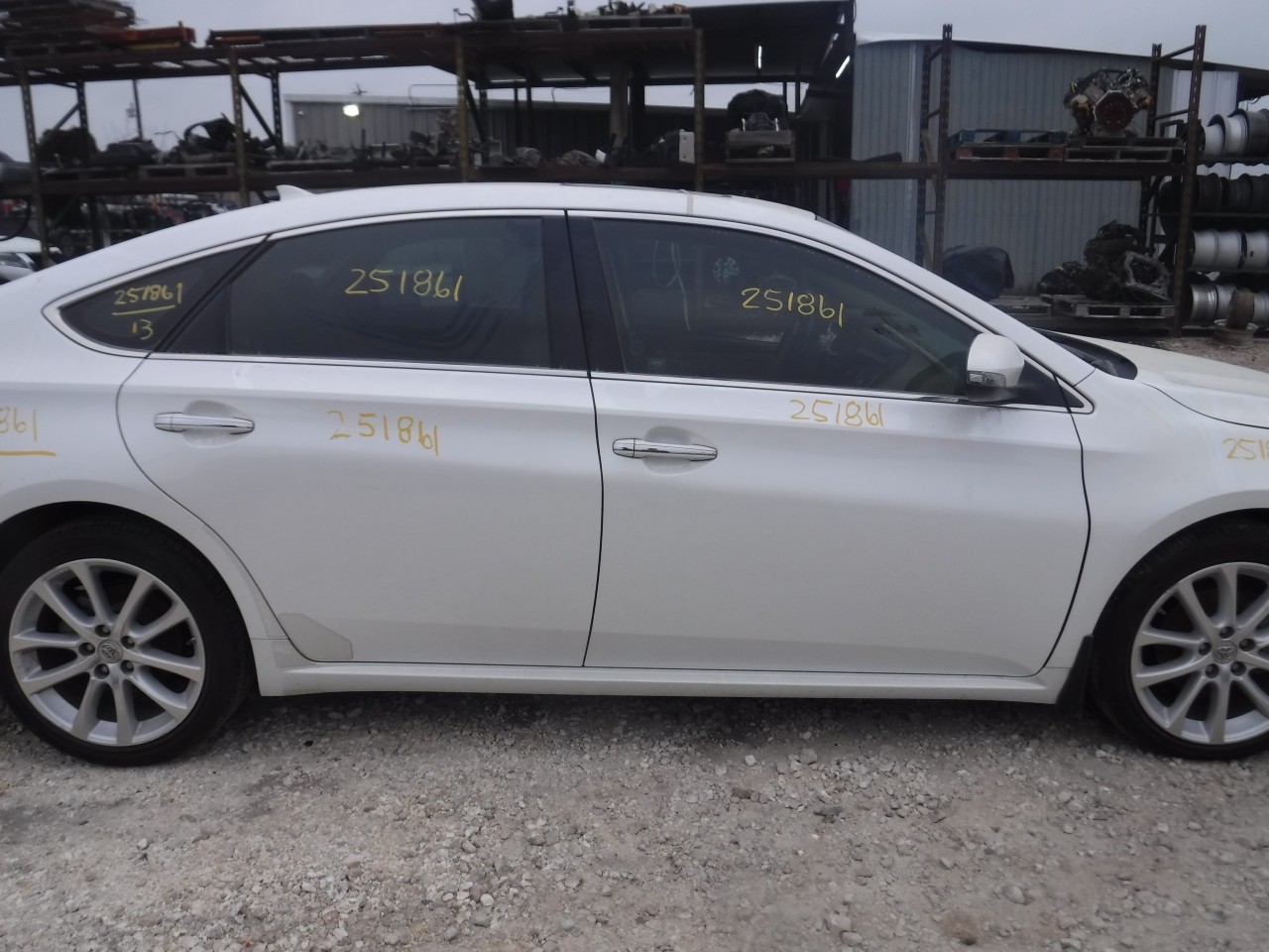 https://f005.backblazeb2.com/file/img-partshotlines-com/Inventory/EX863/Vehicle/18289_09.jpg