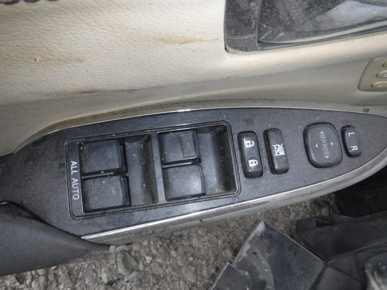 https://f005.backblazeb2.com/file/img-partshotlines-com/Inventory/EX863/Vehicle/18289_12.jpg