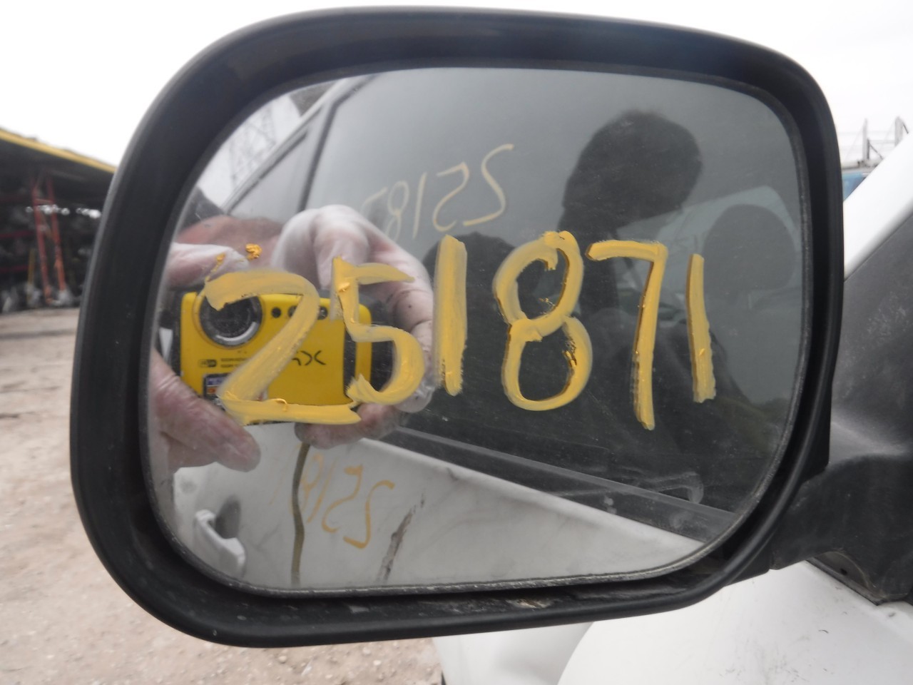 https://f005.backblazeb2.com/file/img-partshotlines-com/Inventory/EX863/Vehicle/18314_08.jpg