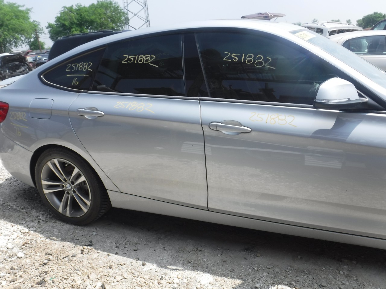 https://f005.backblazeb2.com/file/img-partshotlines-com/Inventory/EX863/Vehicle/18334_04.jpg