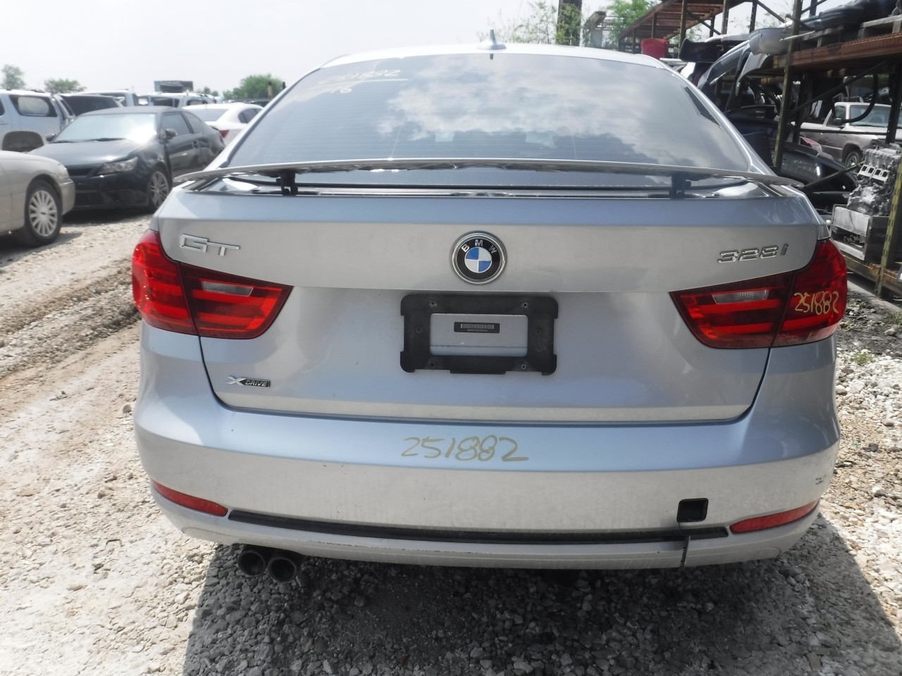 https://f005.backblazeb2.com/file/img-partshotlines-com/Inventory/EX863/Vehicle/18334_06.jpg