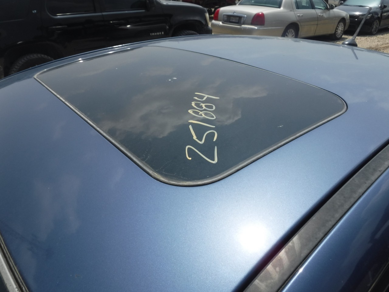 https://f005.backblazeb2.com/file/img-partshotlines-com/Inventory/EX863/Vehicle/18336_09.jpg