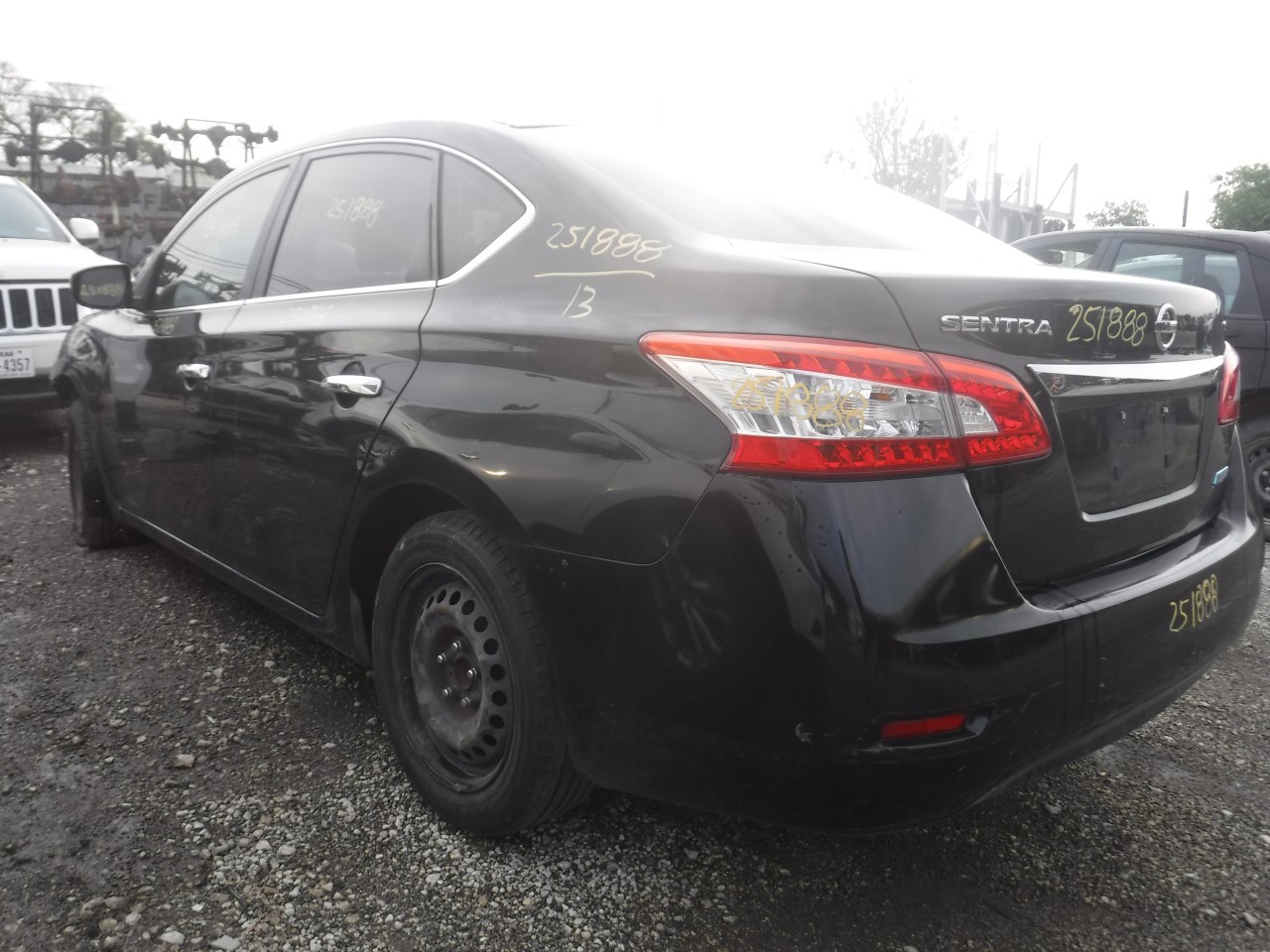https://f005.backblazeb2.com/file/img-partshotlines-com/Inventory/EX863/Vehicle/18340_10.jpg