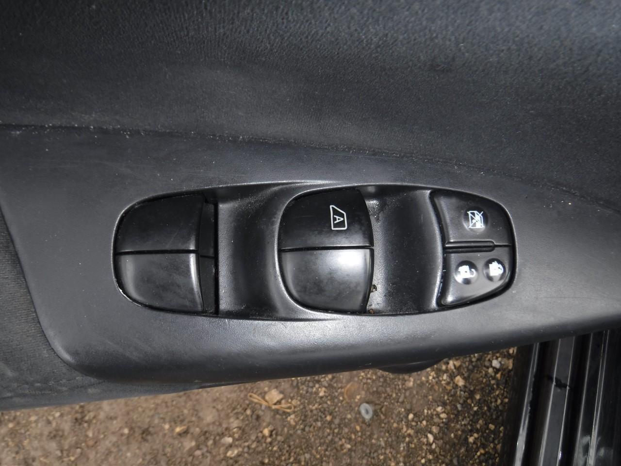 https://f005.backblazeb2.com/file/img-partshotlines-com/Inventory/EX863/Vehicle/18340_12.jpg
