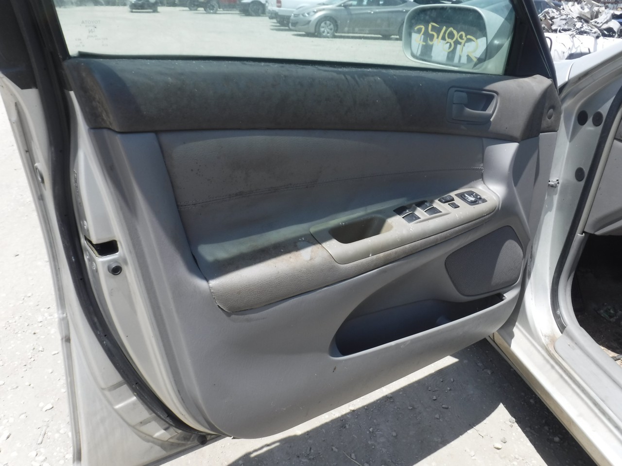 https://f005.backblazeb2.com/file/img-partshotlines-com/Inventory/EX863/Vehicle/18350_09.jpg