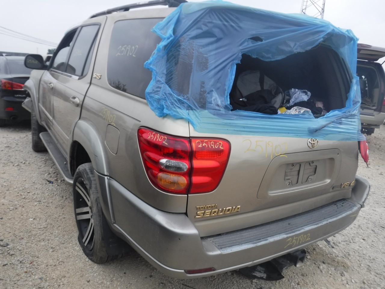 https://f005.backblazeb2.com/file/img-partshotlines-com/Inventory/EX863/Vehicle/18376_04.jpg