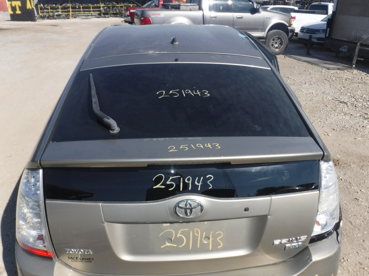 https://f005.backblazeb2.com/file/img-partshotlines-com/Inventory/EX863/Vehicle/18773_07.jpg