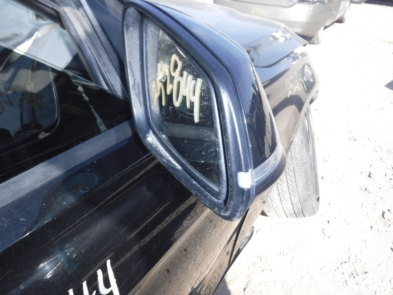 https://f005.backblazeb2.com/file/img-partshotlines-com/Inventory/EX863/Vehicle/18774_10.jpg