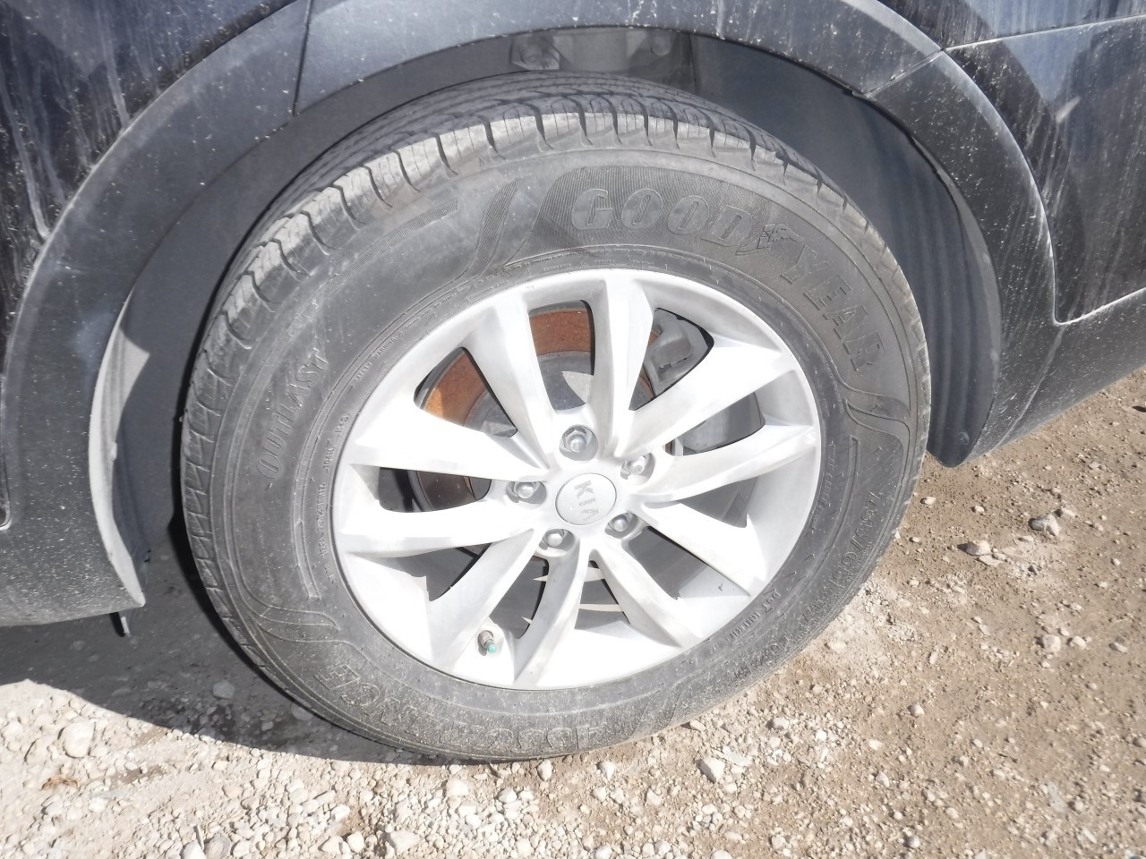 https://f005.backblazeb2.com/file/img-partshotlines-com/Inventory/EX863/Vehicle/19135_06.jpg