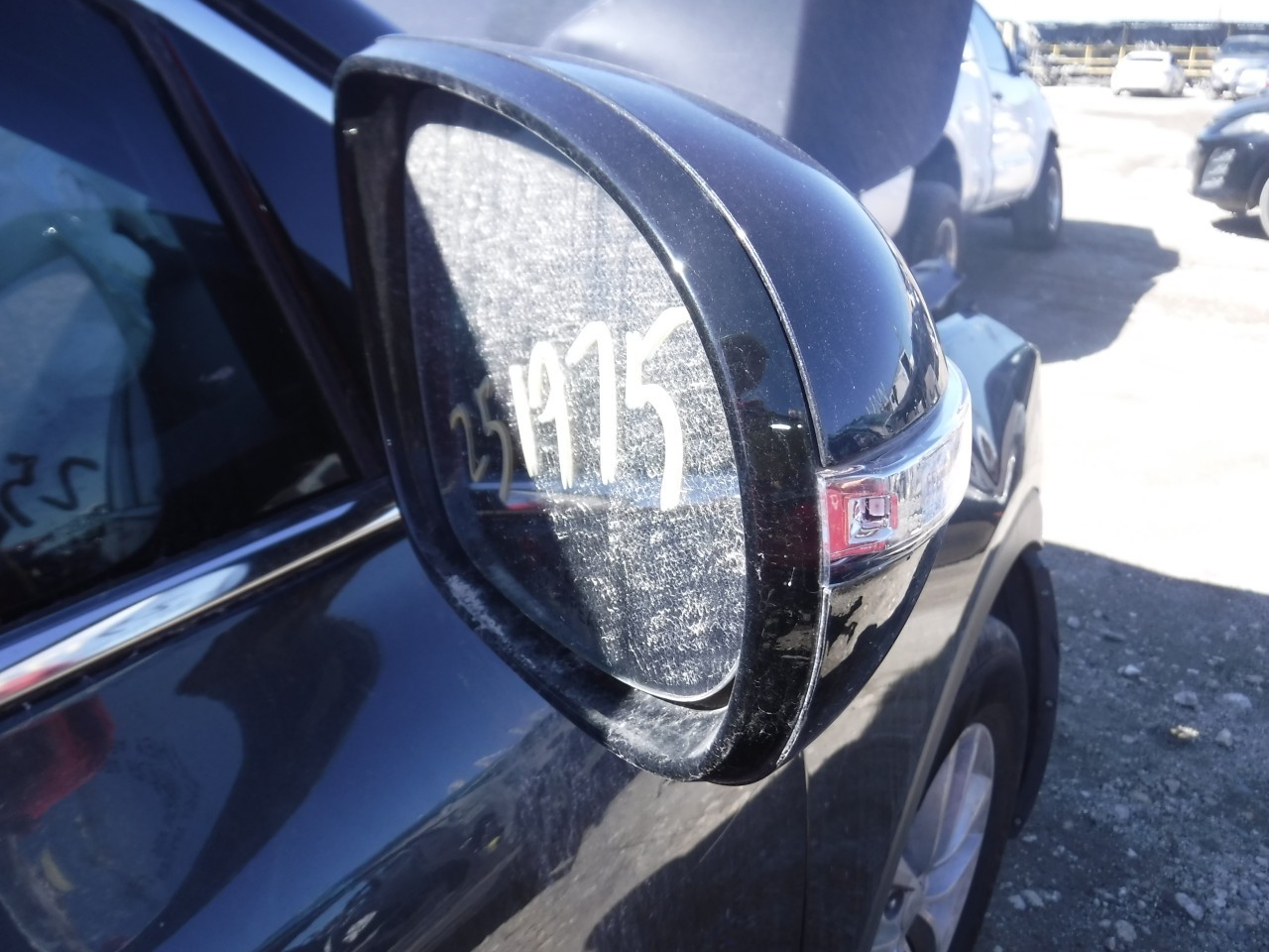 https://f005.backblazeb2.com/file/img-partshotlines-com/Inventory/EX863/Vehicle/19135_12.jpg