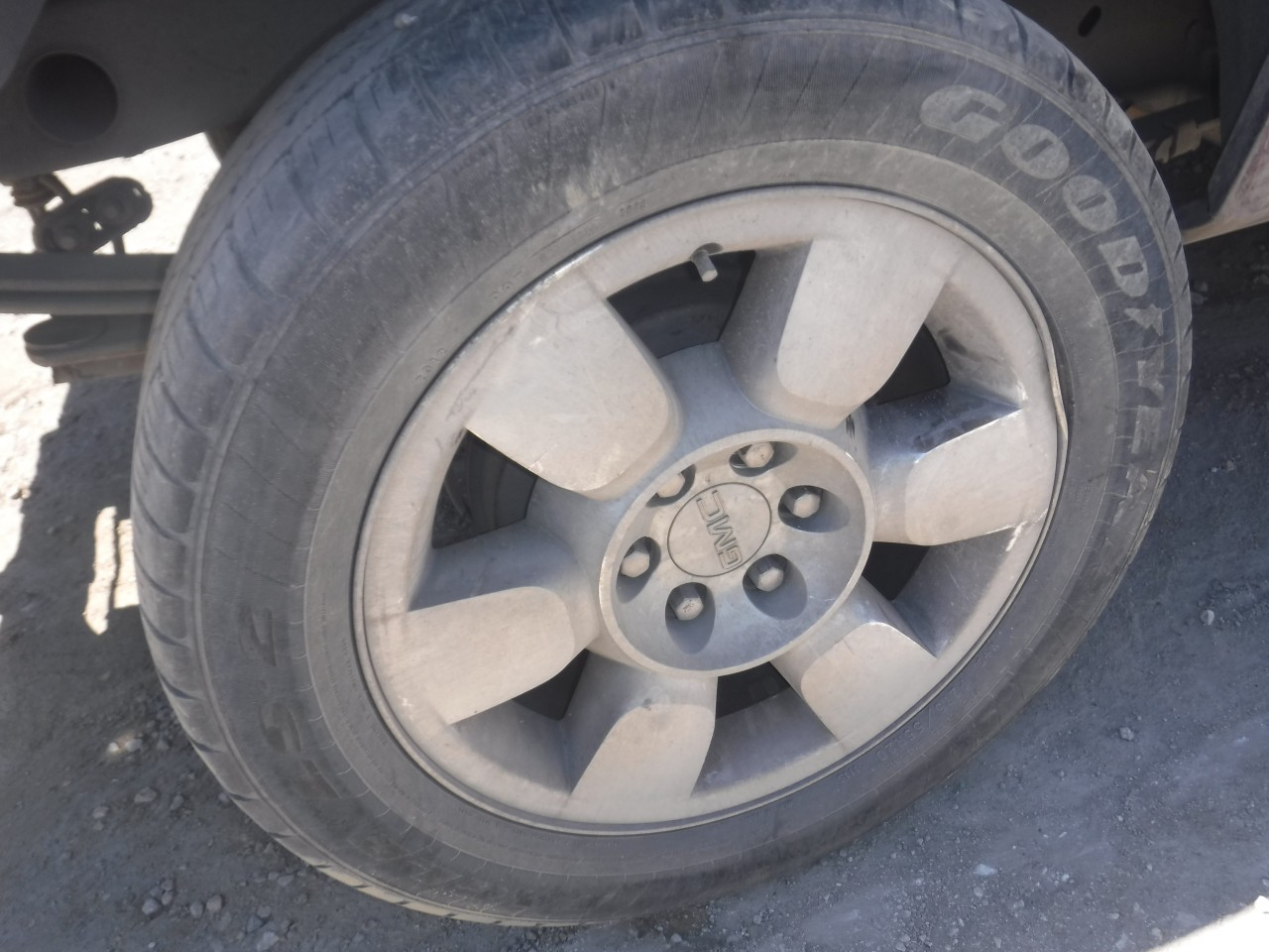 https://f005.backblazeb2.com/file/img-partshotlines-com/Inventory/EX863/Vehicle/19736_08.jpg