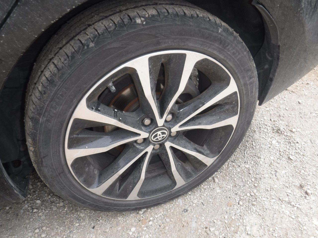 https://f005.backblazeb2.com/file/img-partshotlines-com/Inventory/EX863/Vehicle/19869_07.jpg