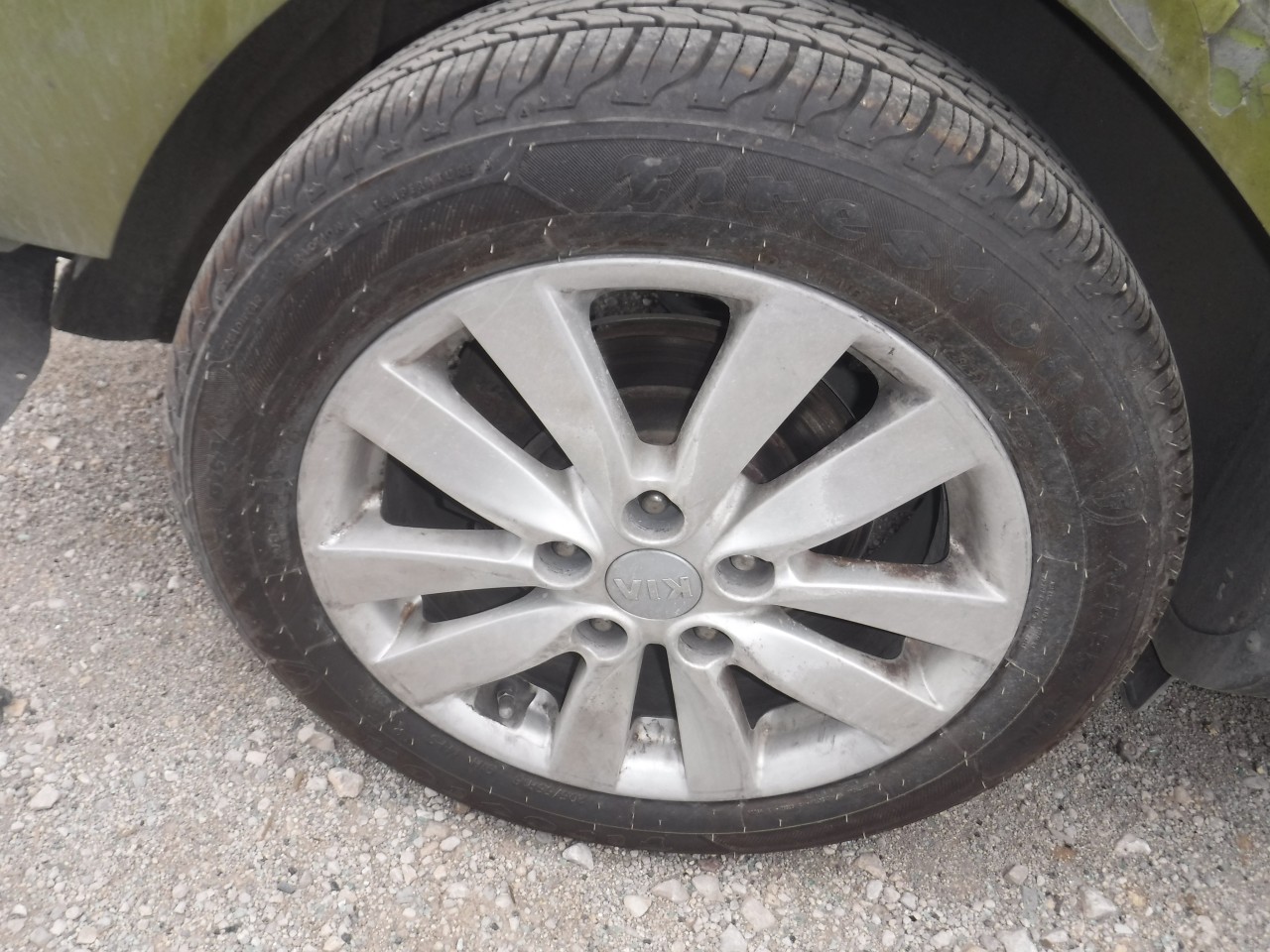 https://f005.backblazeb2.com/file/img-partshotlines-com/Inventory/EX863/Vehicle/19906_12.jpg