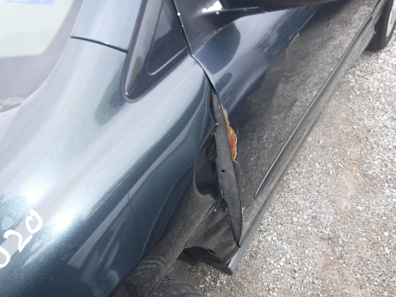 https://f005.backblazeb2.com/file/img-partshotlines-com/Inventory/EX863/Vehicle/19962_09.jpg