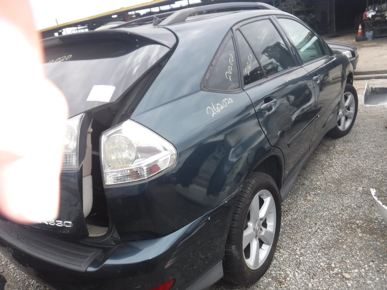 https://f005.backblazeb2.com/file/img-partshotlines-com/Inventory/EX863/Vehicle/19962_11.jpg