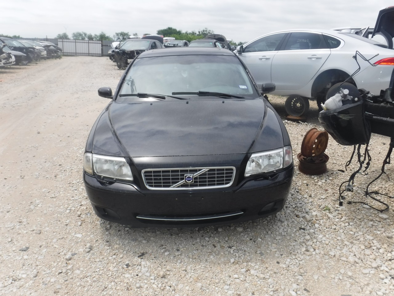 https://f005.backblazeb2.com/file/img-partshotlines-com/Inventory/EX863/Vehicle/20144_02.jpg