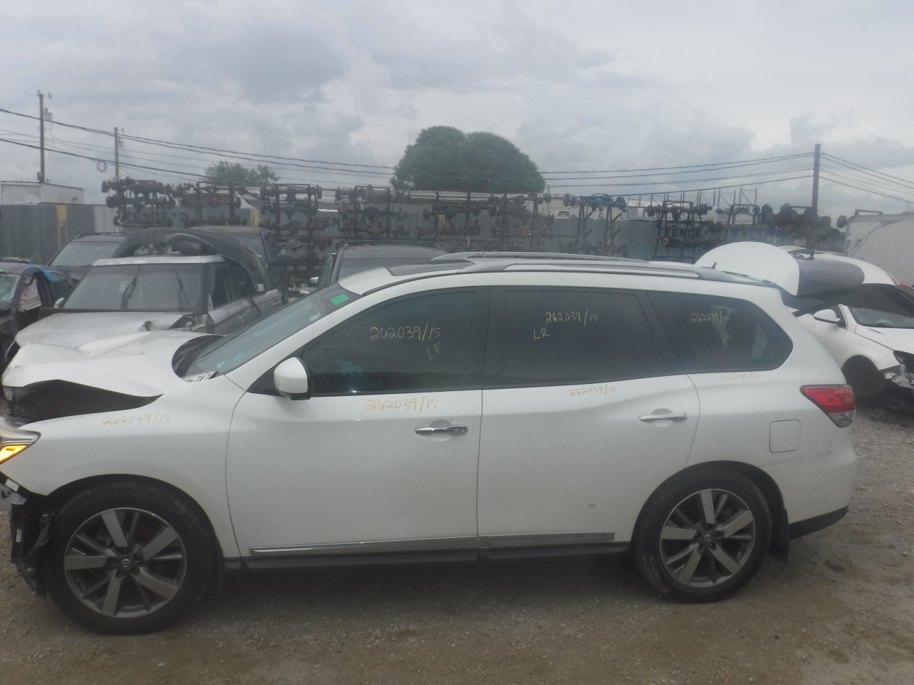 https://f005.backblazeb2.com/file/img-partshotlines-com/Inventory/EX863/Vehicle/20193_04.jpg