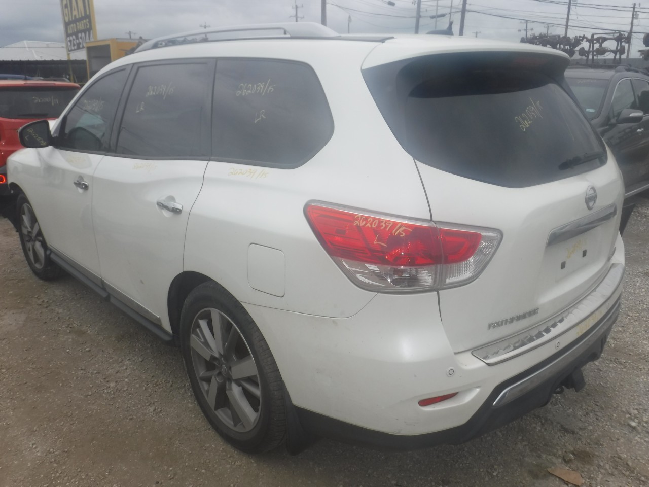 https://f005.backblazeb2.com/file/img-partshotlines-com/Inventory/EX863/Vehicle/20193_08.jpg