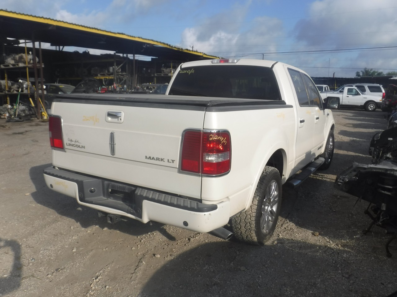https://f005.backblazeb2.com/file/img-partshotlines-com/Inventory/EX863/Vehicle/20379_09.jpg