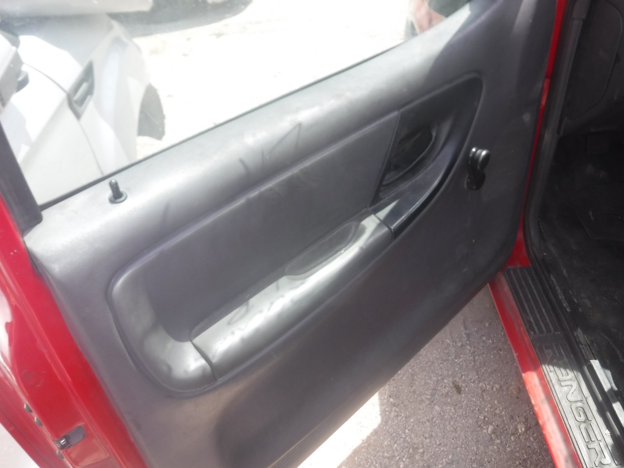 https://f005.backblazeb2.com/file/img-partshotlines-com/Inventory/EX863/Vehicle/20395_10.jpg