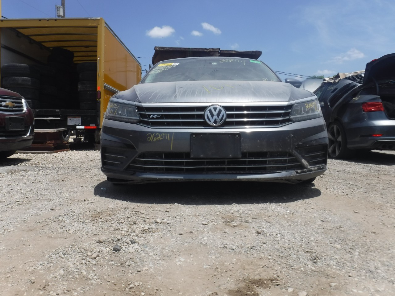 https://f005.backblazeb2.com/file/img-partshotlines-com/Inventory/EX863/Vehicle/20529_01.jpg