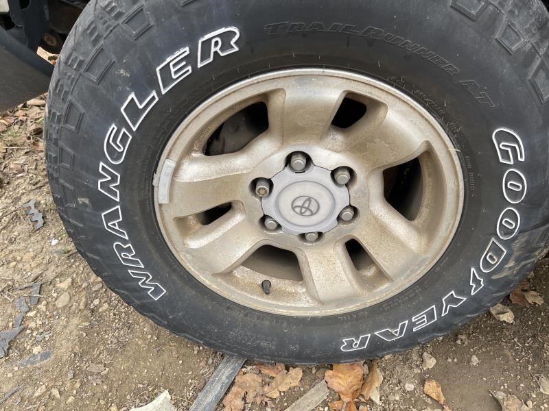 https://f005.backblazeb2.com/file/img-partshotlines-com/Inventory/EX864/Vehicle/6001_11.jpg