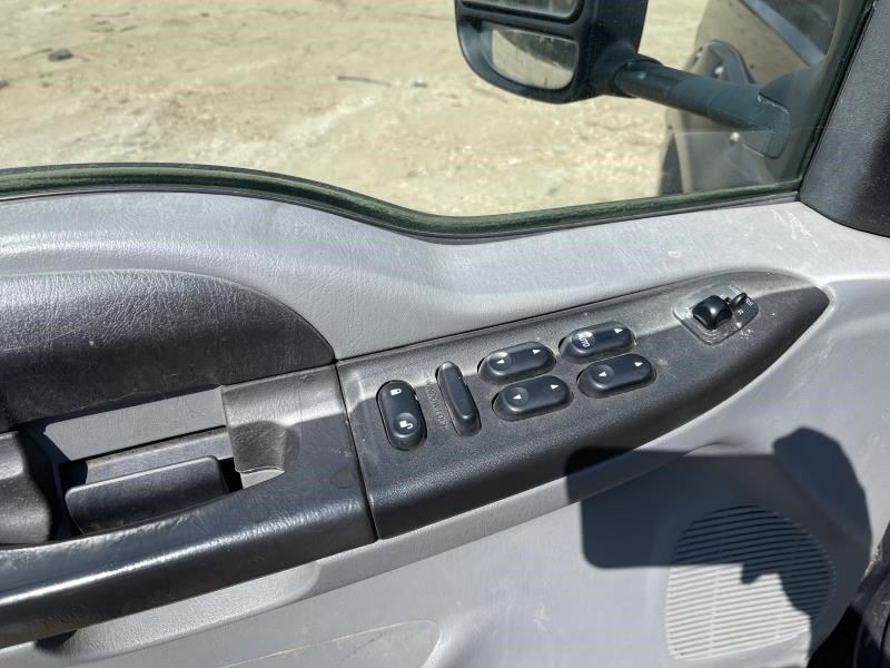https://f005.backblazeb2.com/file/img-partshotlines-com/Inventory/EX864/Vehicle/7757_03.jpg