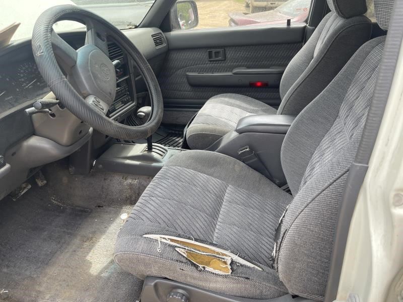 https://f005.backblazeb2.com/file/img-partshotlines-com/Inventory/EX864/Vehicle/8142_05.jpg