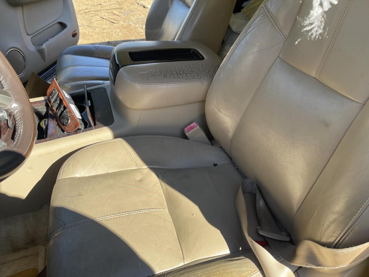 https://f005.backblazeb2.com/file/img-partshotlines-com/Inventory/EX864/Vehicle/8440_09.jpg