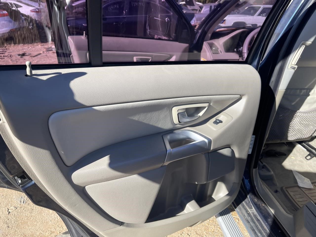 https://f005.backblazeb2.com/file/img-partshotlines-com/Inventory/EX864/Vehicle/8459_04.jpg
