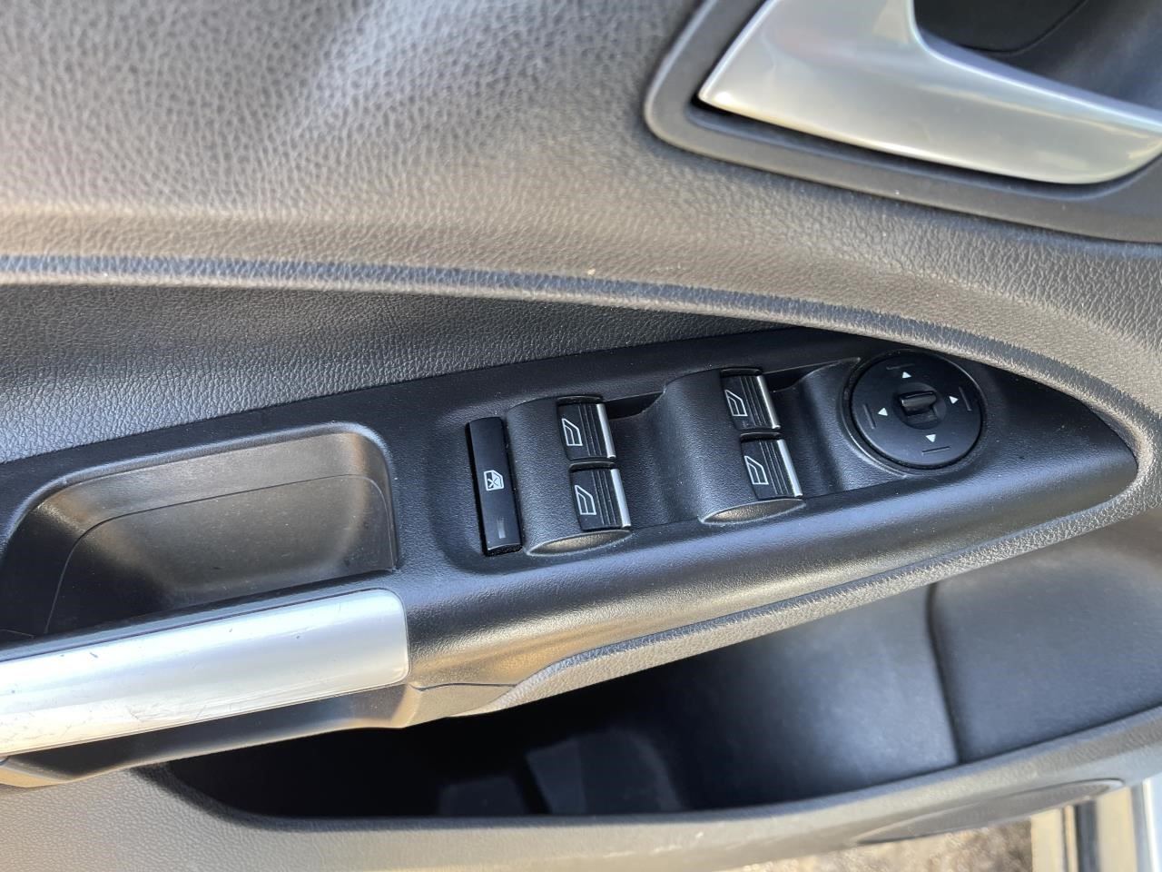 https://f005.backblazeb2.com/file/img-partshotlines-com/Inventory/EX864/Vehicle/8579_02.jpg