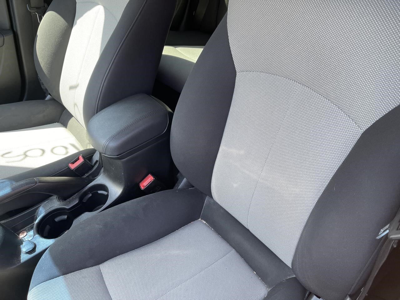 https://f005.backblazeb2.com/file/img-partshotlines-com/Inventory/EX864/Vehicle/8676_10.jpg
