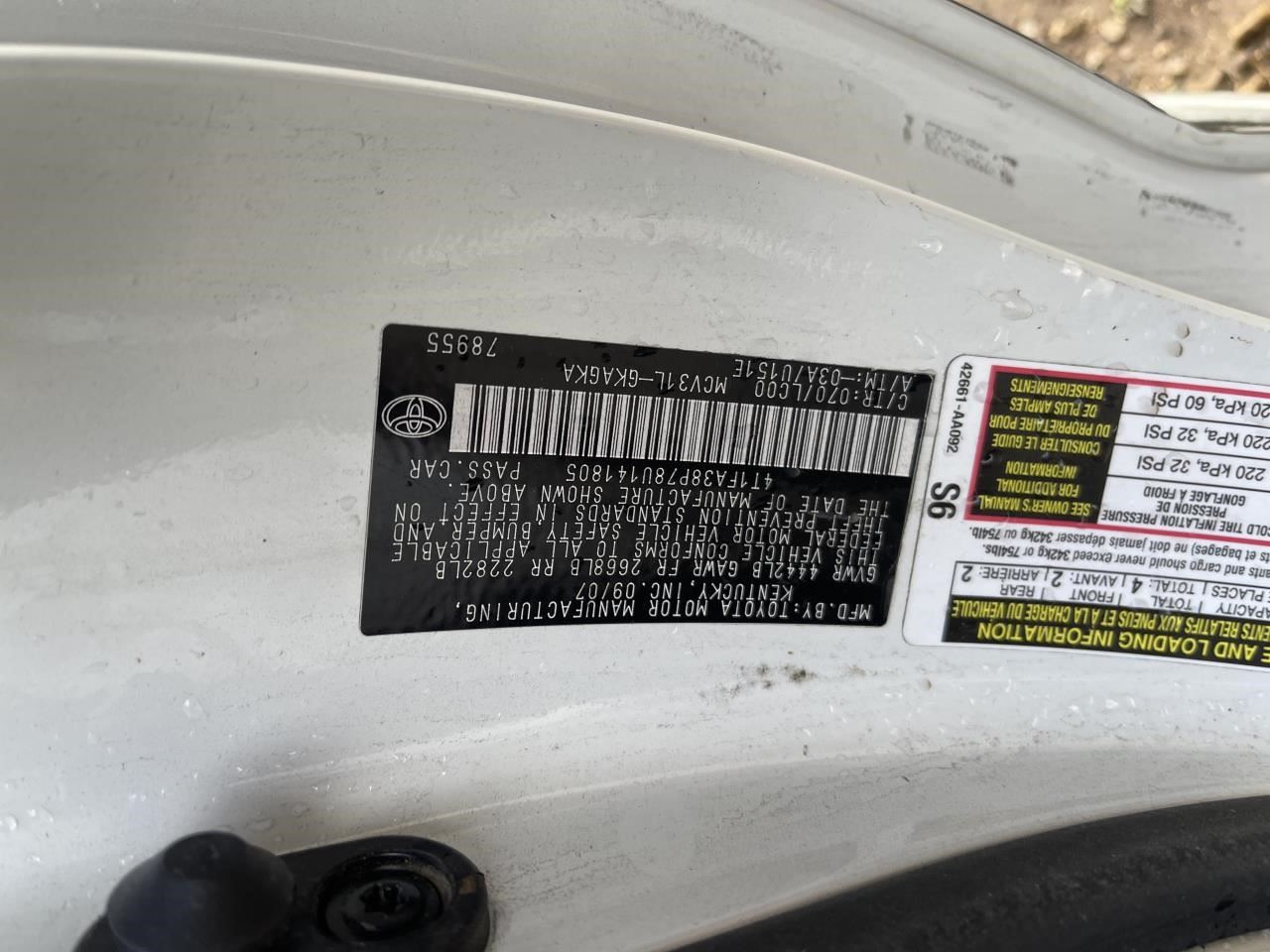 https://f005.backblazeb2.com/file/img-partshotlines-com/Inventory/EX864/Vehicle/8763_01.jpg