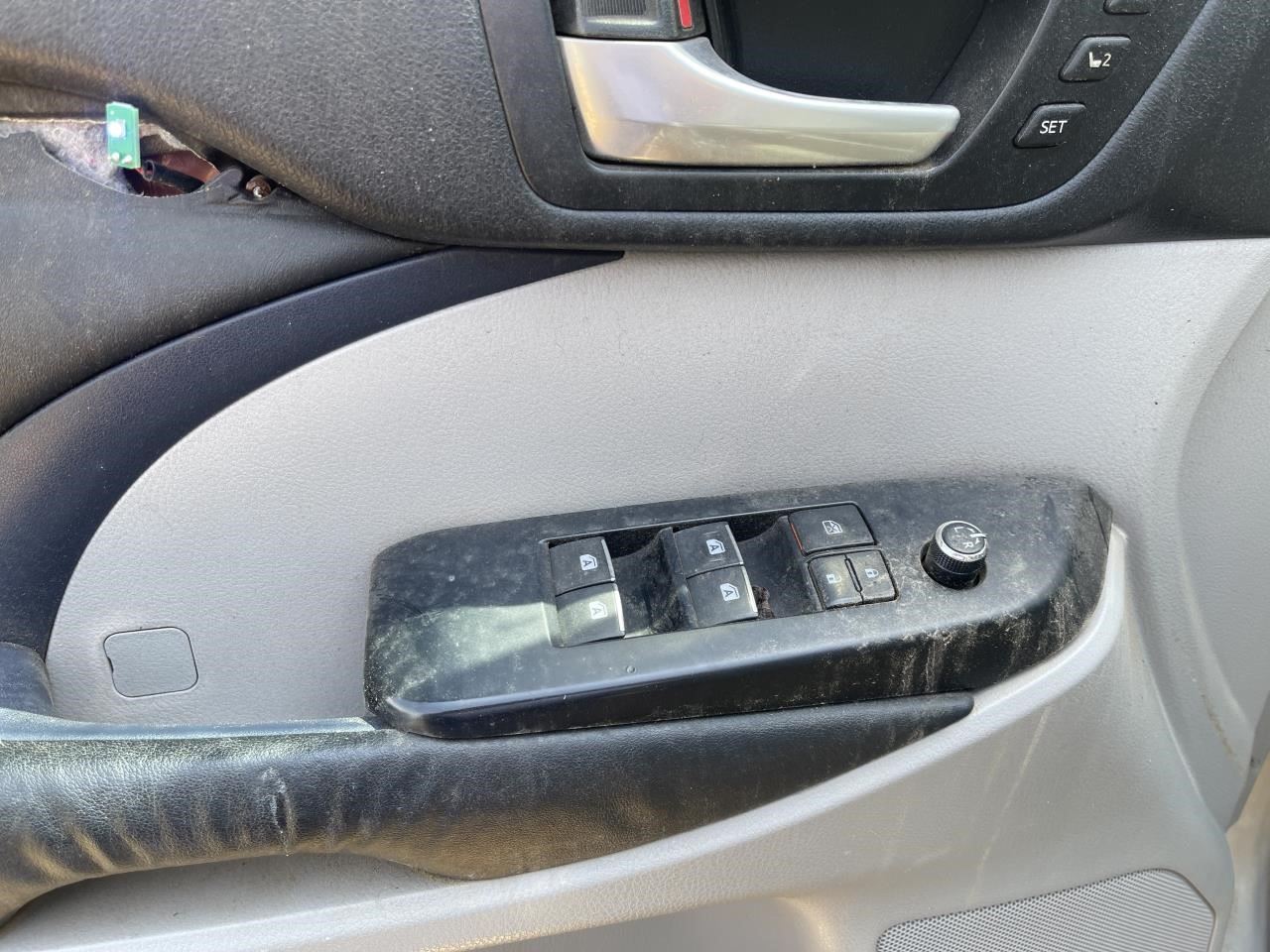 https://f005.backblazeb2.com/file/img-partshotlines-com/Inventory/EX864/Vehicle/8779_02.jpg