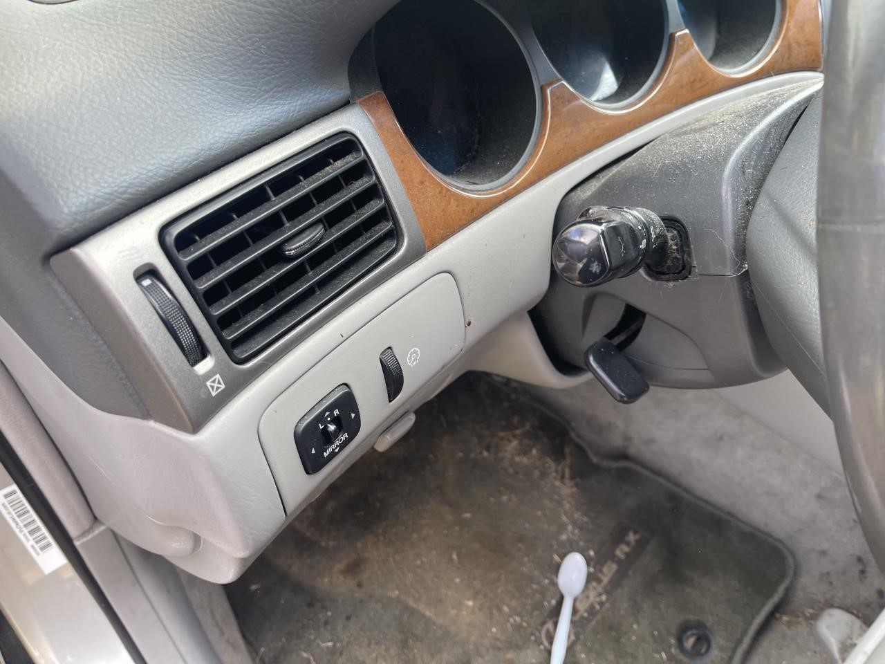 https://f005.backblazeb2.com/file/img-partshotlines-com/Inventory/EX864/Vehicle/8985_06.jpg