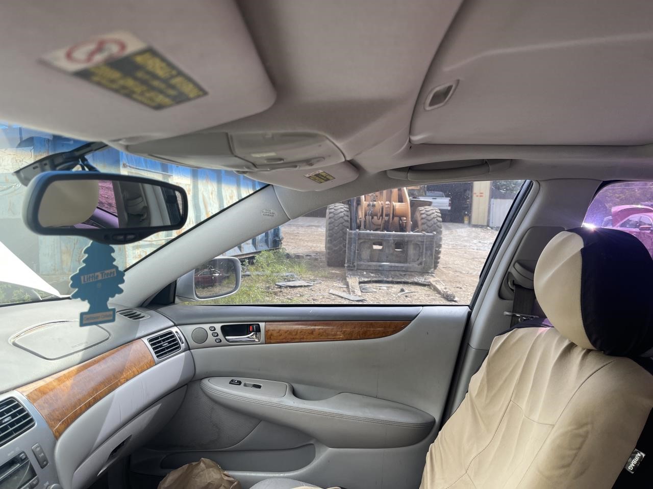 https://f005.backblazeb2.com/file/img-partshotlines-com/Inventory/EX864/Vehicle/8985_09.jpg