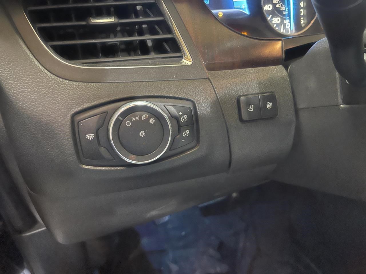 https://f005.backblazeb2.com/file/img-partshotlines-com/Inventory/EX864/Vehicle/9017_11.jpg