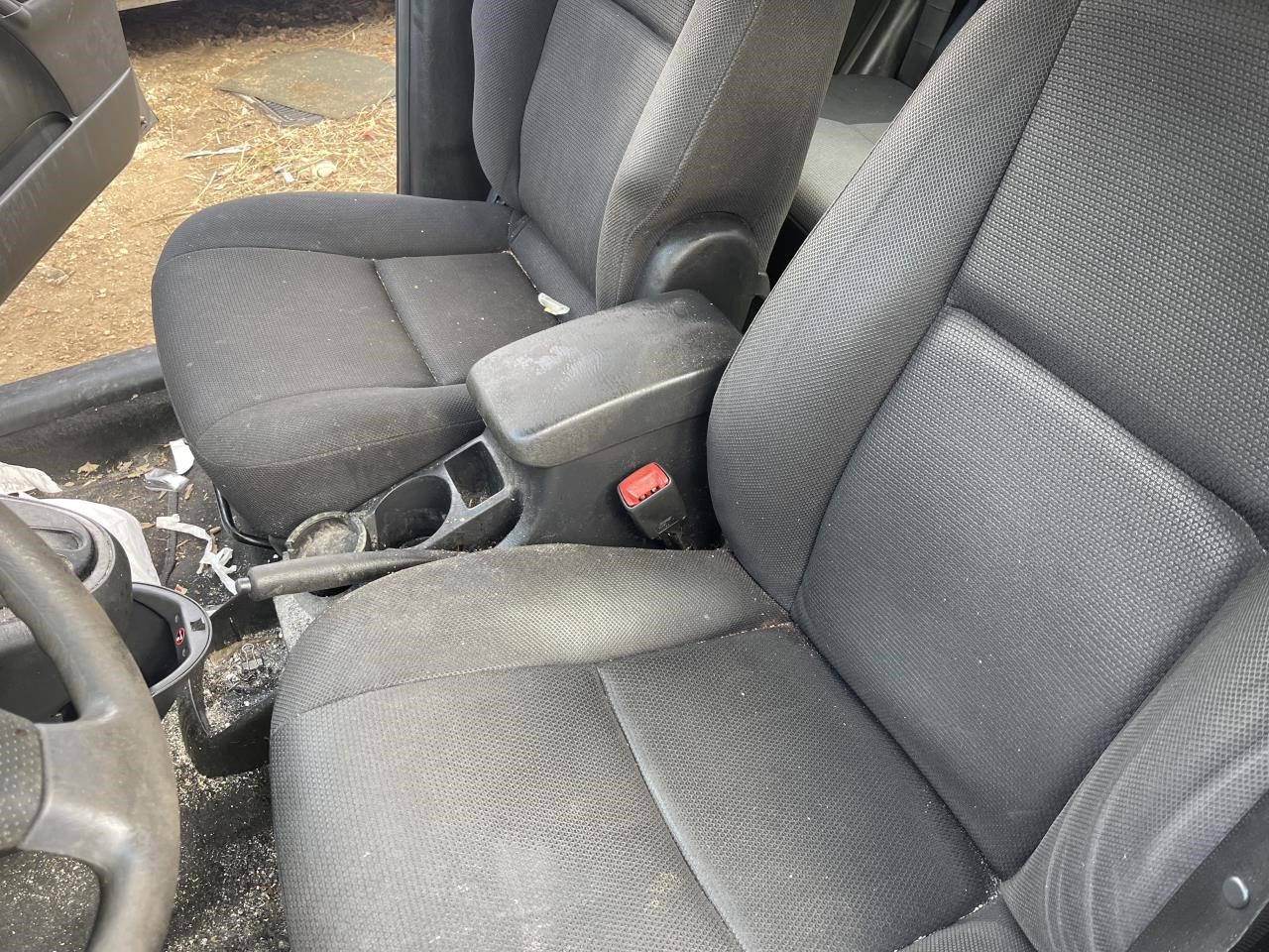 https://f005.backblazeb2.com/file/img-partshotlines-com/Inventory/EX864/Vehicle/9162_10.jpg