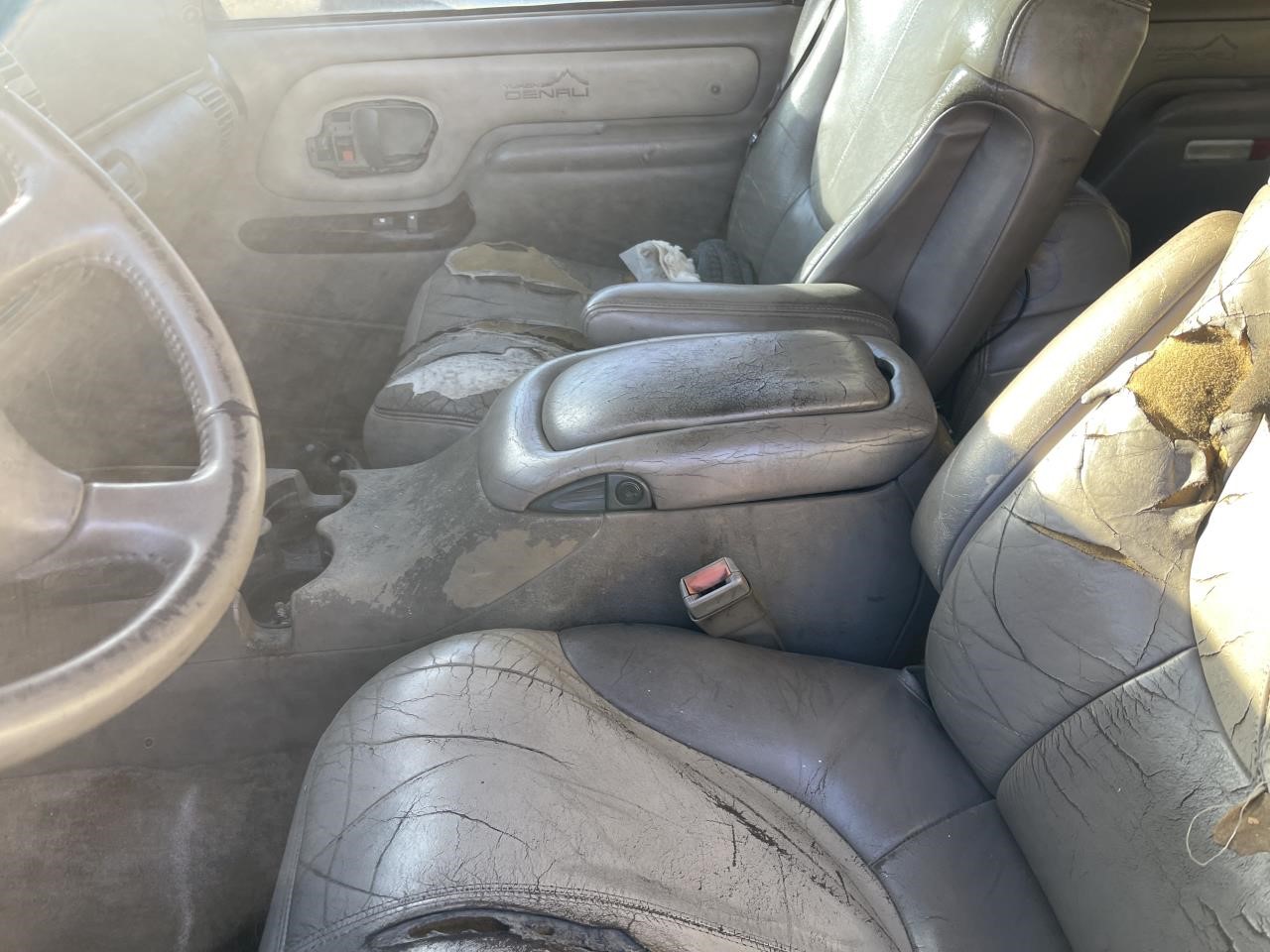 https://f005.backblazeb2.com/file/img-partshotlines-com/Inventory/EX864/Vehicle/9174_09.jpg