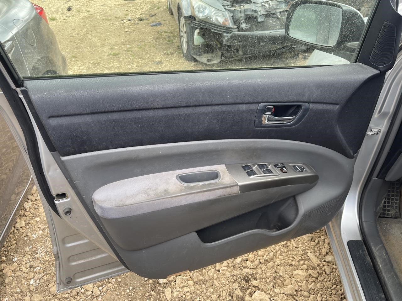 https://f005.backblazeb2.com/file/img-partshotlines-com/Inventory/EX864/Vehicle/9350_04.jpg