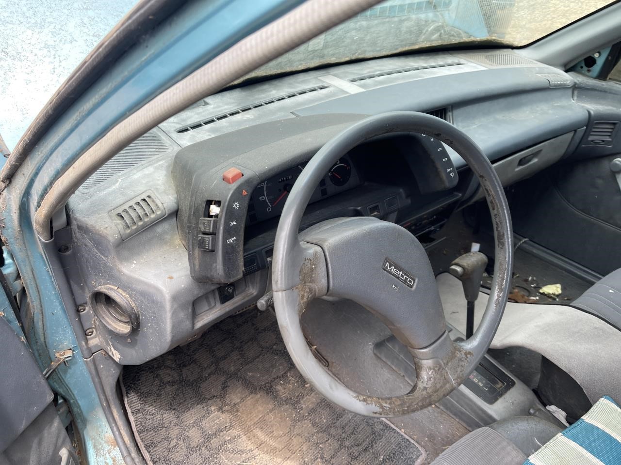 https://f005.backblazeb2.com/file/img-partshotlines-com/Inventory/EX864/Vehicle/9402_05.jpg